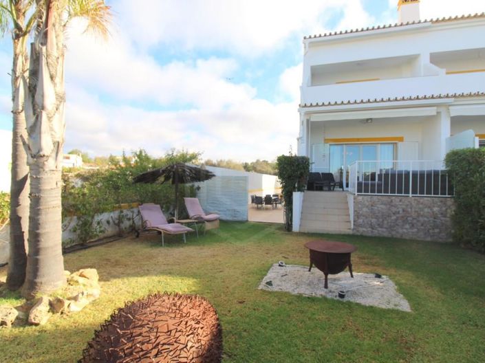 Image No.15-2 Bed House for sale