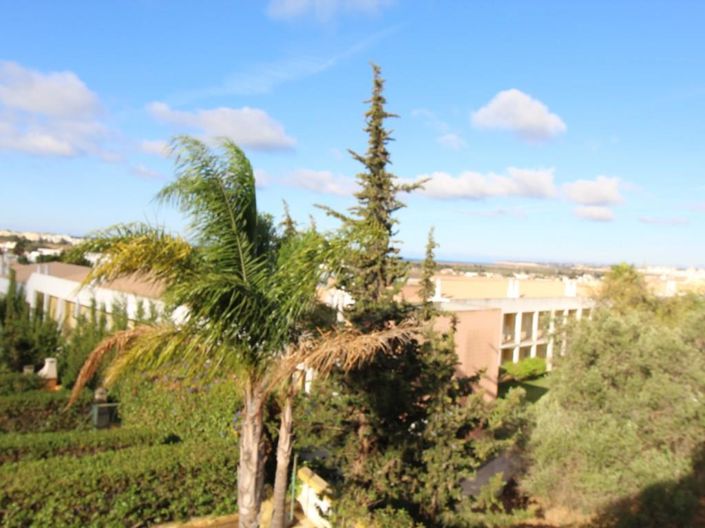 Image No.40-2 Bed House for sale