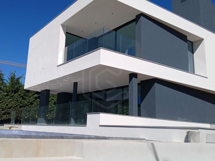 Image No.29-4 Bed House for sale