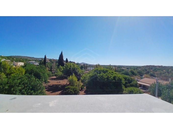 Image No.45-4 Bed House for sale