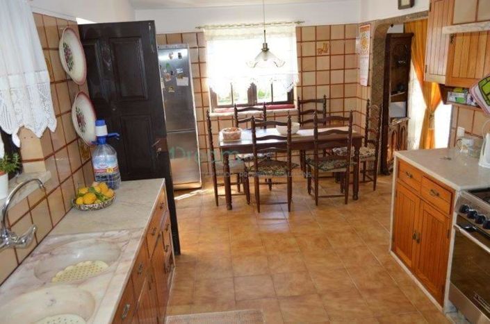 Image No.10-9 Bed House for sale