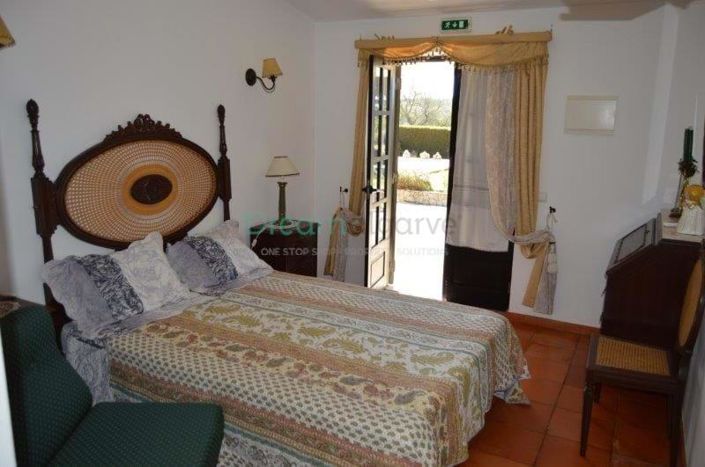 Image No.24-9 Bed House for sale