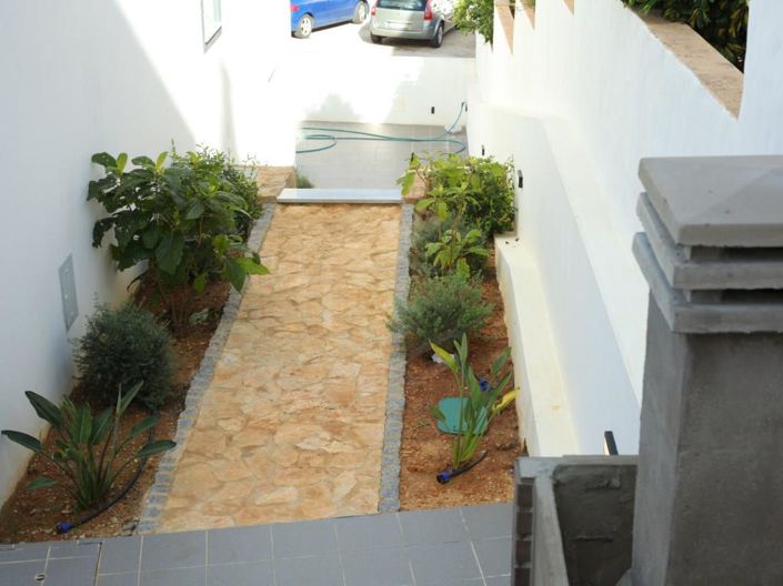 Image No.42-4 Bed House for sale