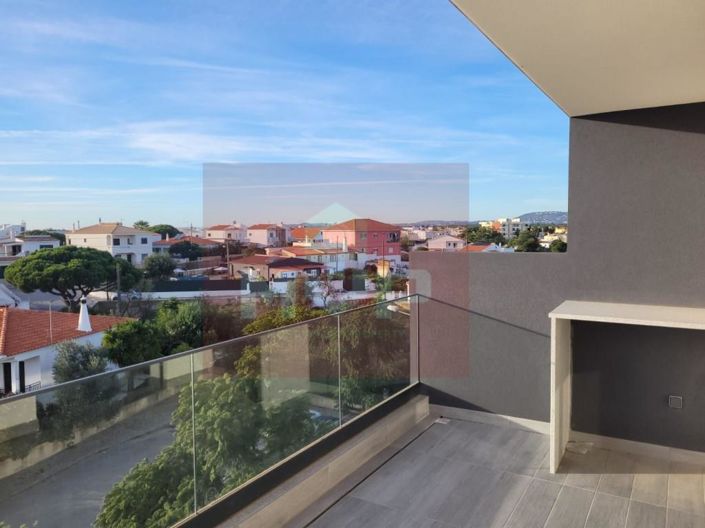 Image No.23-2 Bed Apartment for sale