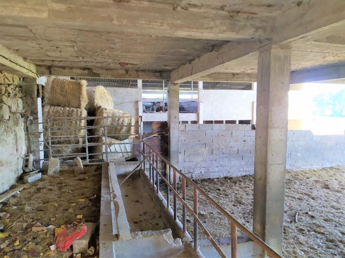 Image No.11-7 Bed House for sale