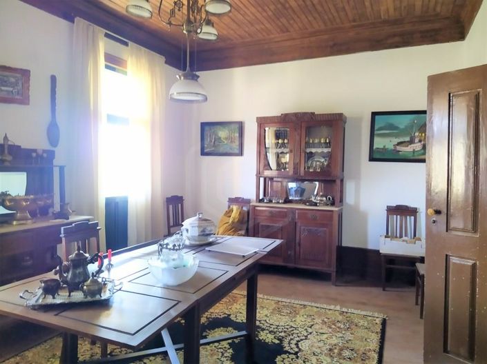 Image No.16-7 Bed House for sale