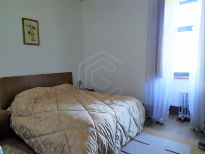 Image No.19-7 Bed House for sale