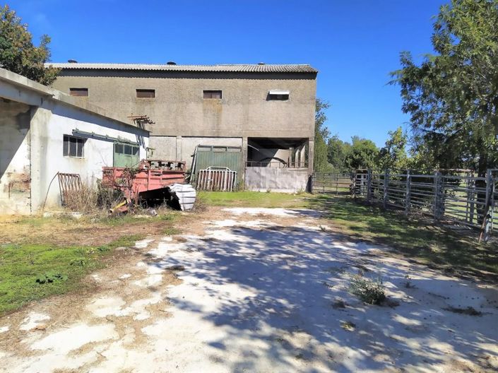 Image No.4-7 Bed House for sale