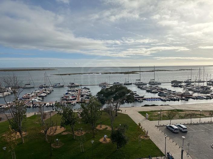 Image No.25-2 Bed Apartment for sale