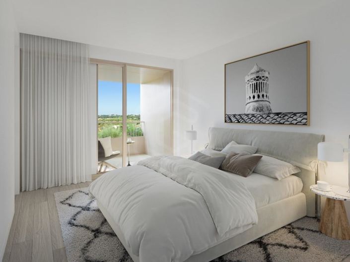 Image No.12-5 Bed Apartment for sale