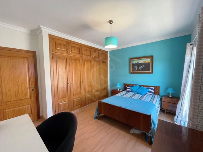 Image No.13-3 Bed House for sale