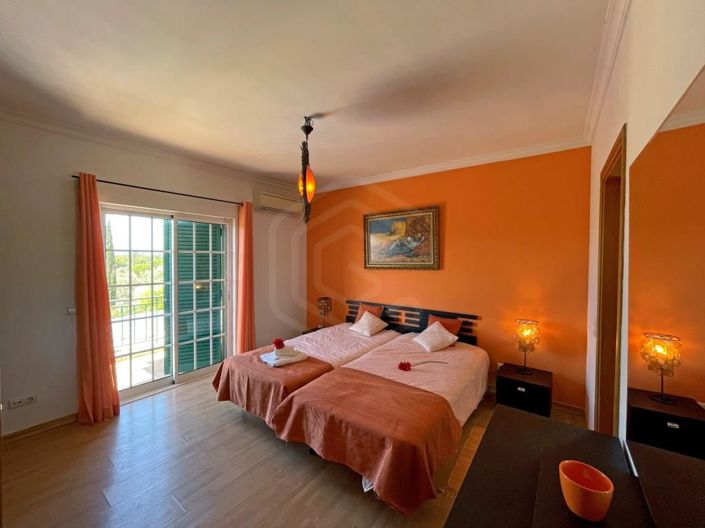 Image No.16-3 Bed House for sale