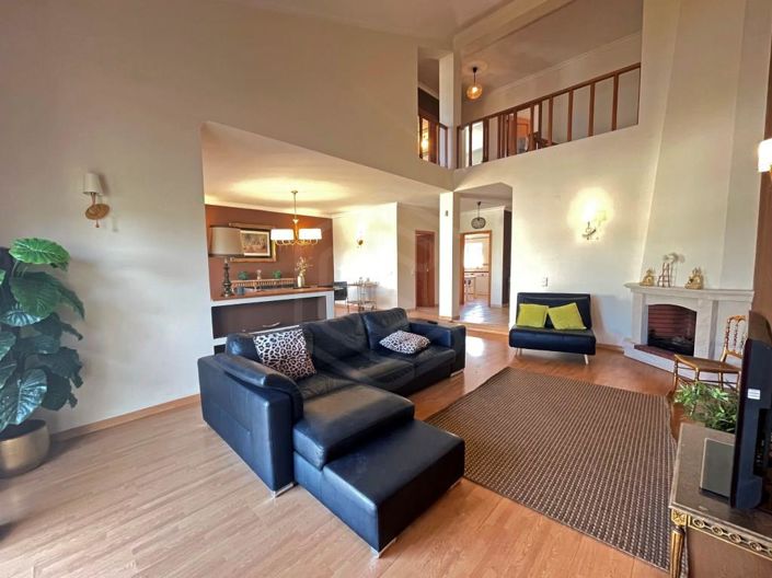 Image No.2-3 Bed House for sale