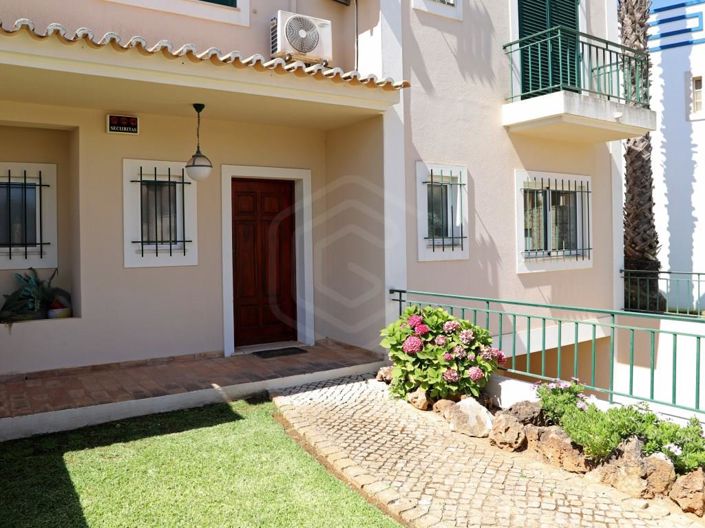 Image No.21-3 Bed House for sale