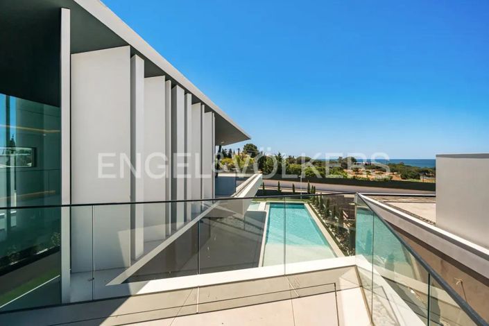 Image No.49-5 Bed House for sale