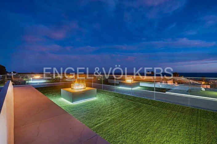 Image No.62-5 Bed House for sale