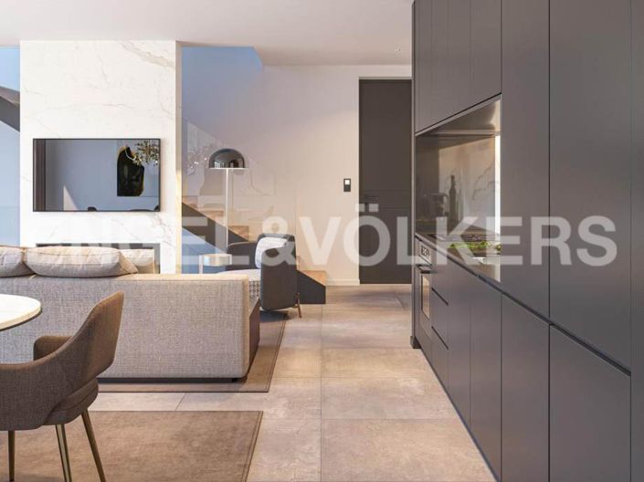 Image No.15-3 Bed House for sale