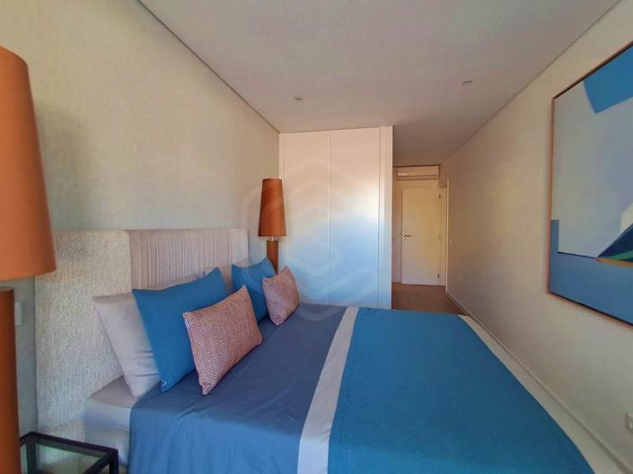 Image No.12-2 Bed Apartment for sale