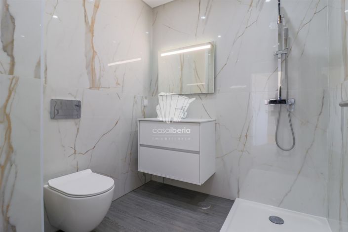 Image No.20-3 Bed Apartment for sale