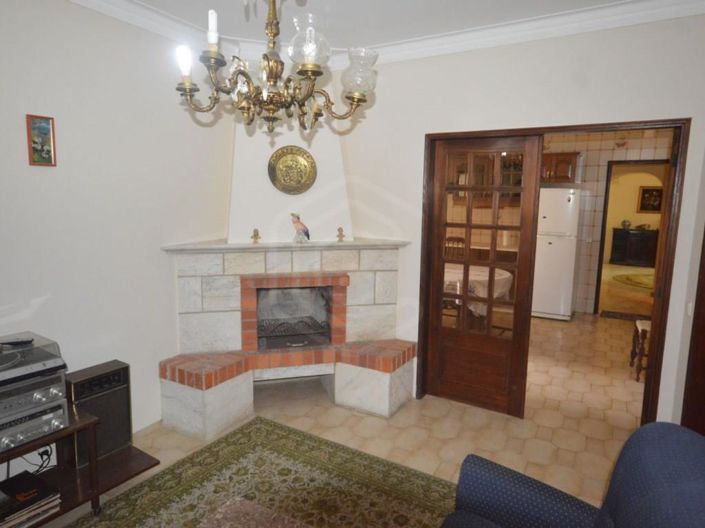 Image No.25-4 Bed House for sale