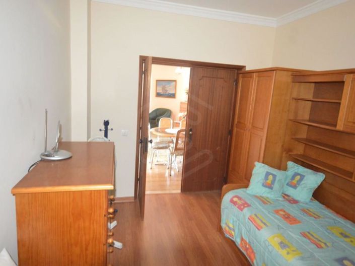 Image No.33-4 Bed House for sale