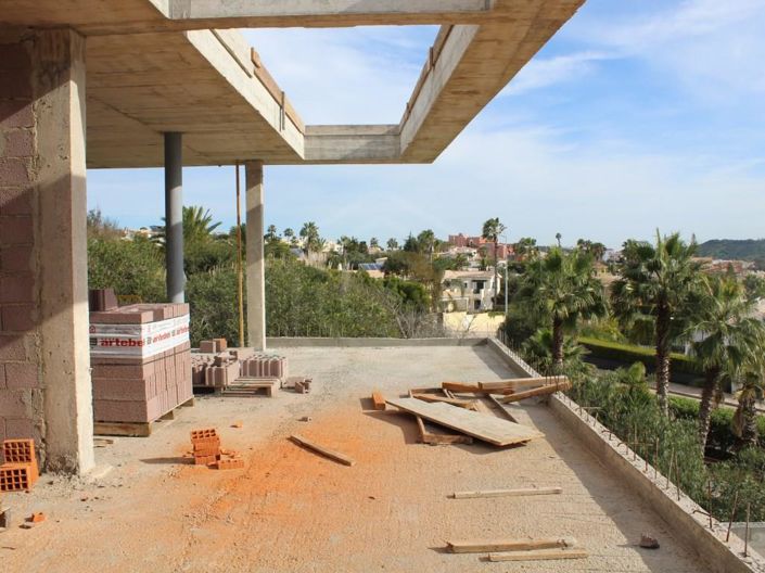 Image No.18-3 Bed House for sale