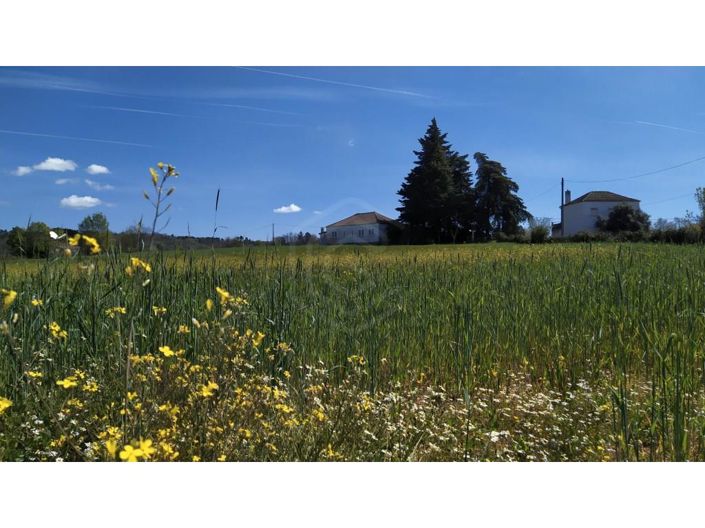 Image No.1-6 Bed House for sale