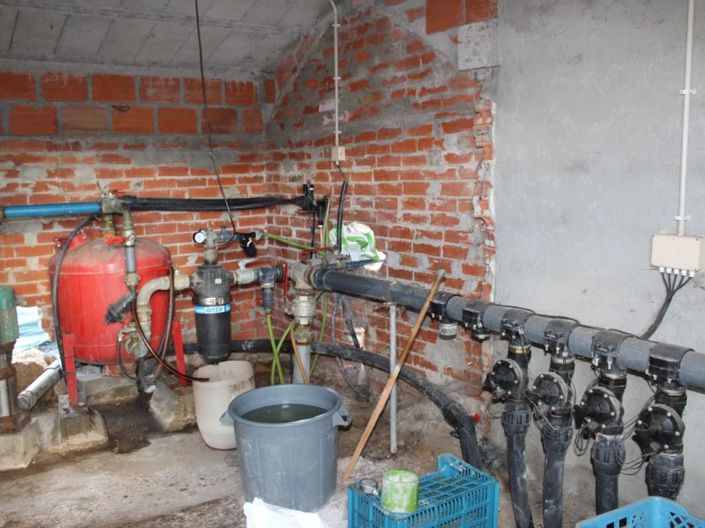 Image No.15-6 Bed House for sale