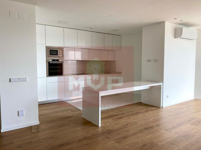 Image No.20-2 Bed Apartment for sale