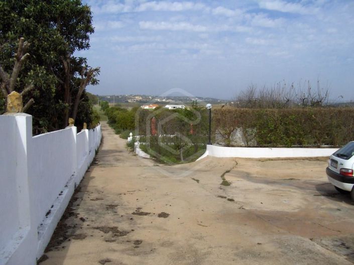 Image No.12-4 Bed House for sale