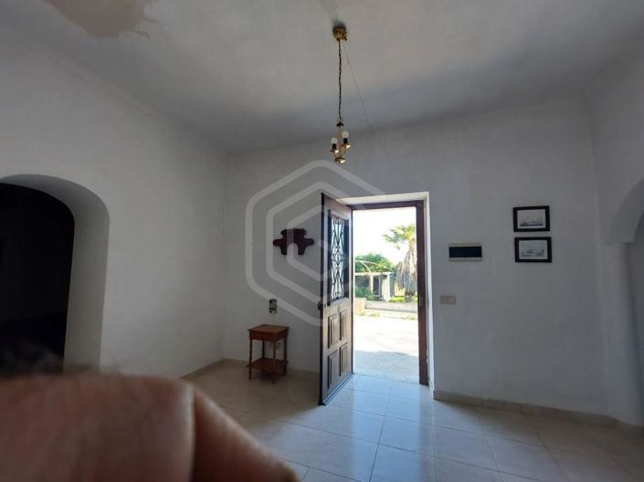 Image No.16-4 Bed House for sale