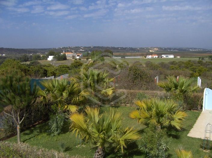 Image No.21-4 Bed House for sale