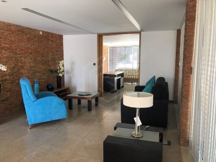 Image No.22-4 Bed House for sale