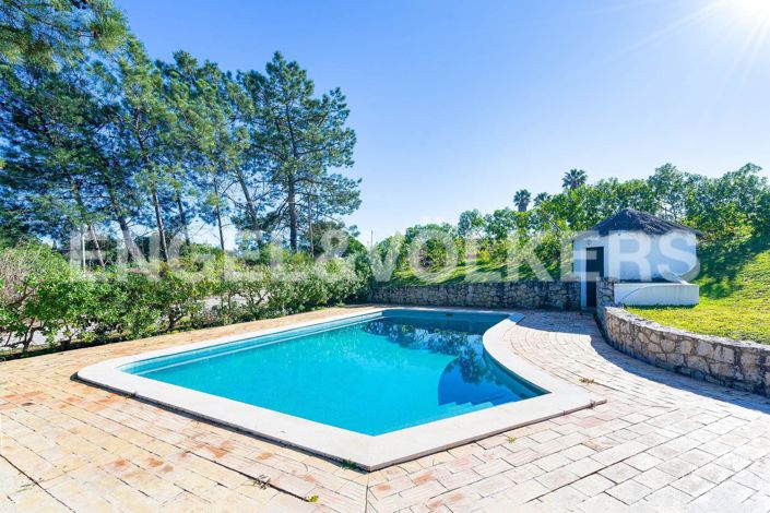 Image No.3-5 Bed House for sale