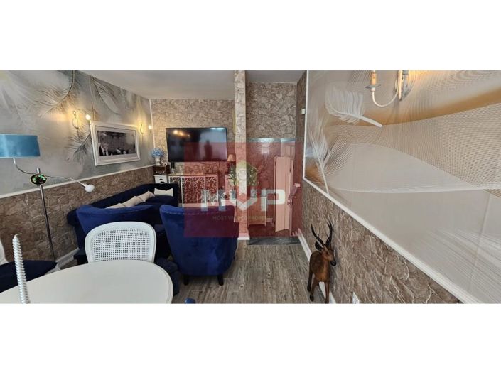 Image No.10-3 Bed House for sale