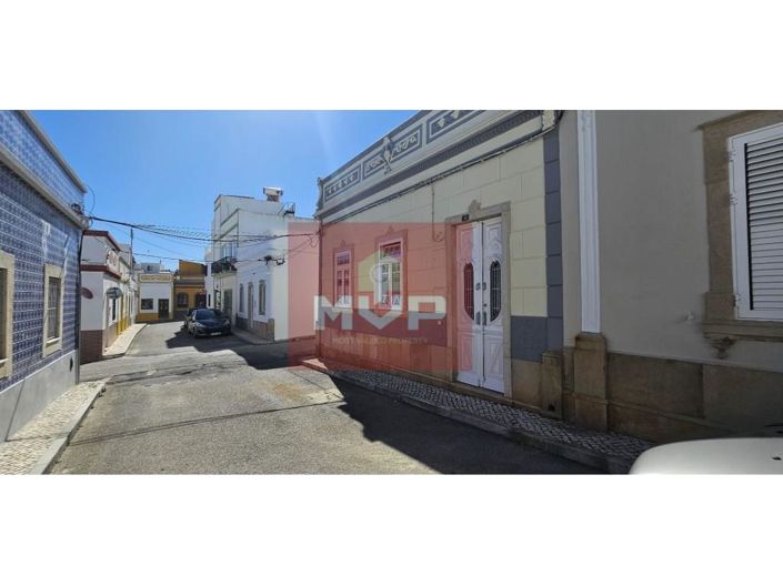 Image No.16-3 Bed House for sale