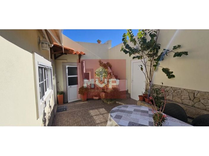 Image No.47-3 Bed House for sale