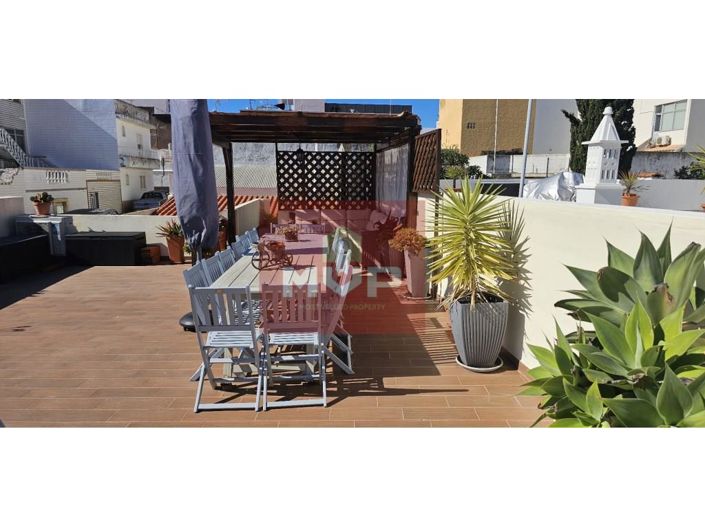 Image No.56-3 Bed House for sale