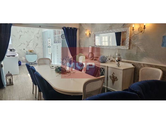 Image No.6-3 Bed House for sale