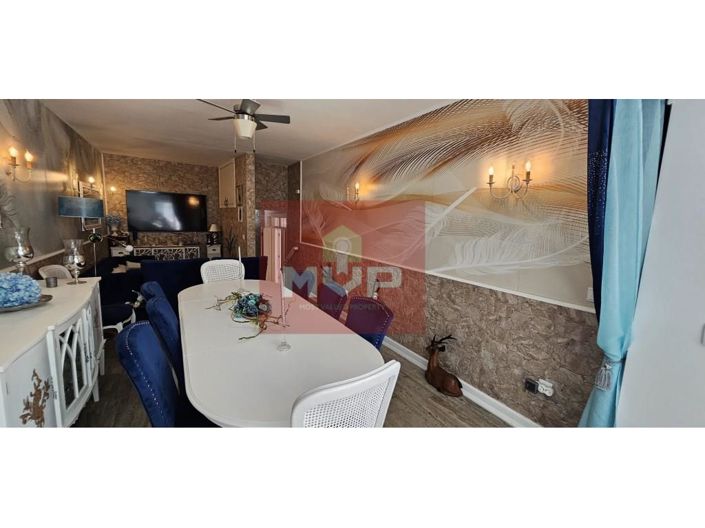 Image No.7-3 Bed House for sale