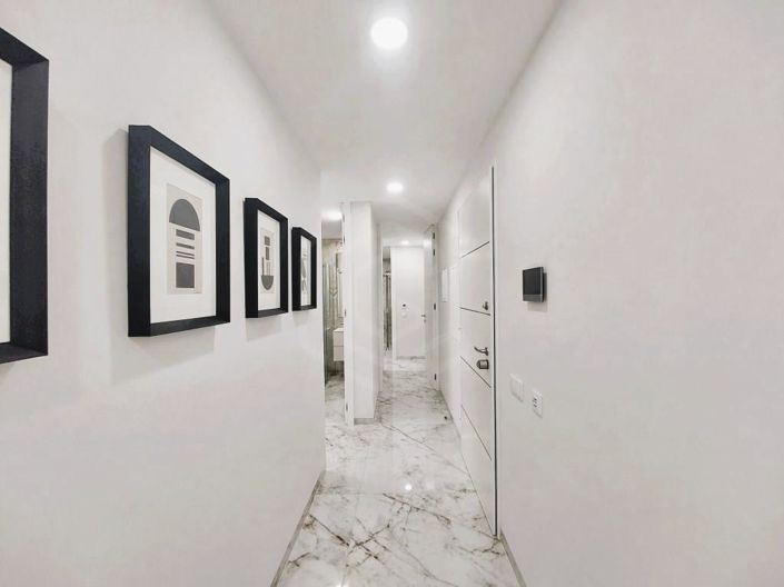 Image No.17-3 Bed Apartment for sale