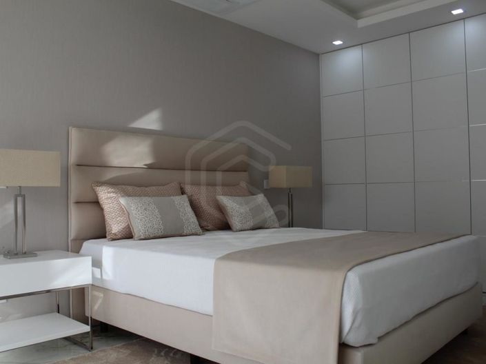 Image No.21-3 Bed Apartment for sale