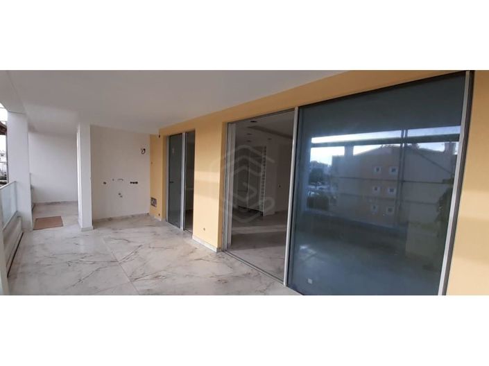 Image No.30-3 Bed Apartment for sale