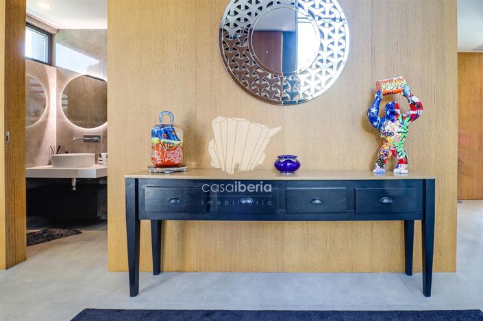 Image No.11-4 Bed House for sale