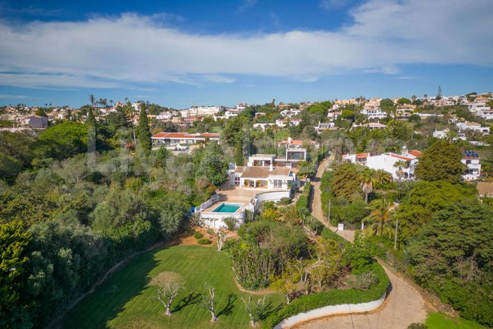 Image No.20-4 Bed House for sale