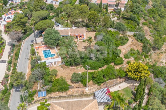 Image No.30-3 Bed House for sale