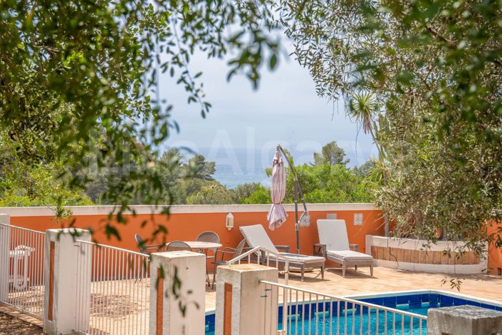 Image No.6-3 Bed House for sale