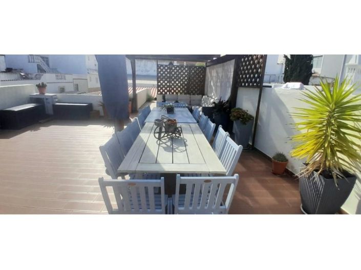 Image No.37-3 Bed House for sale