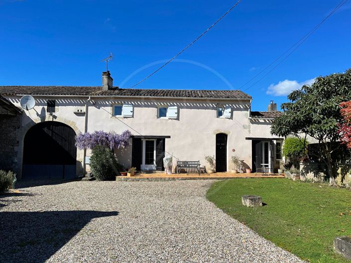Image No.1-4 Bed House for sale