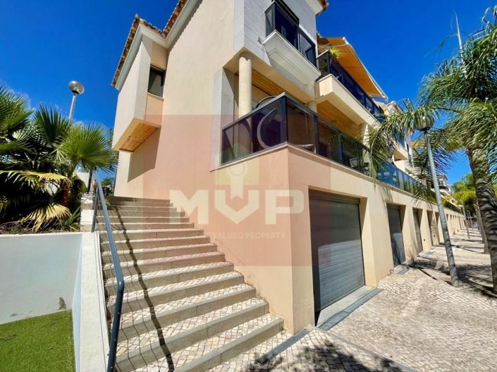 Image No.16-3 Bed Apartment for sale